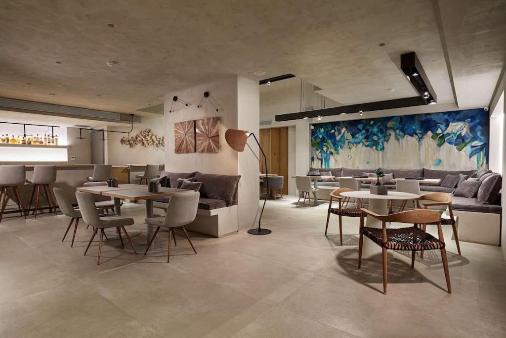 Cw Athens Riviera Suite Dış mekan fotoğraf